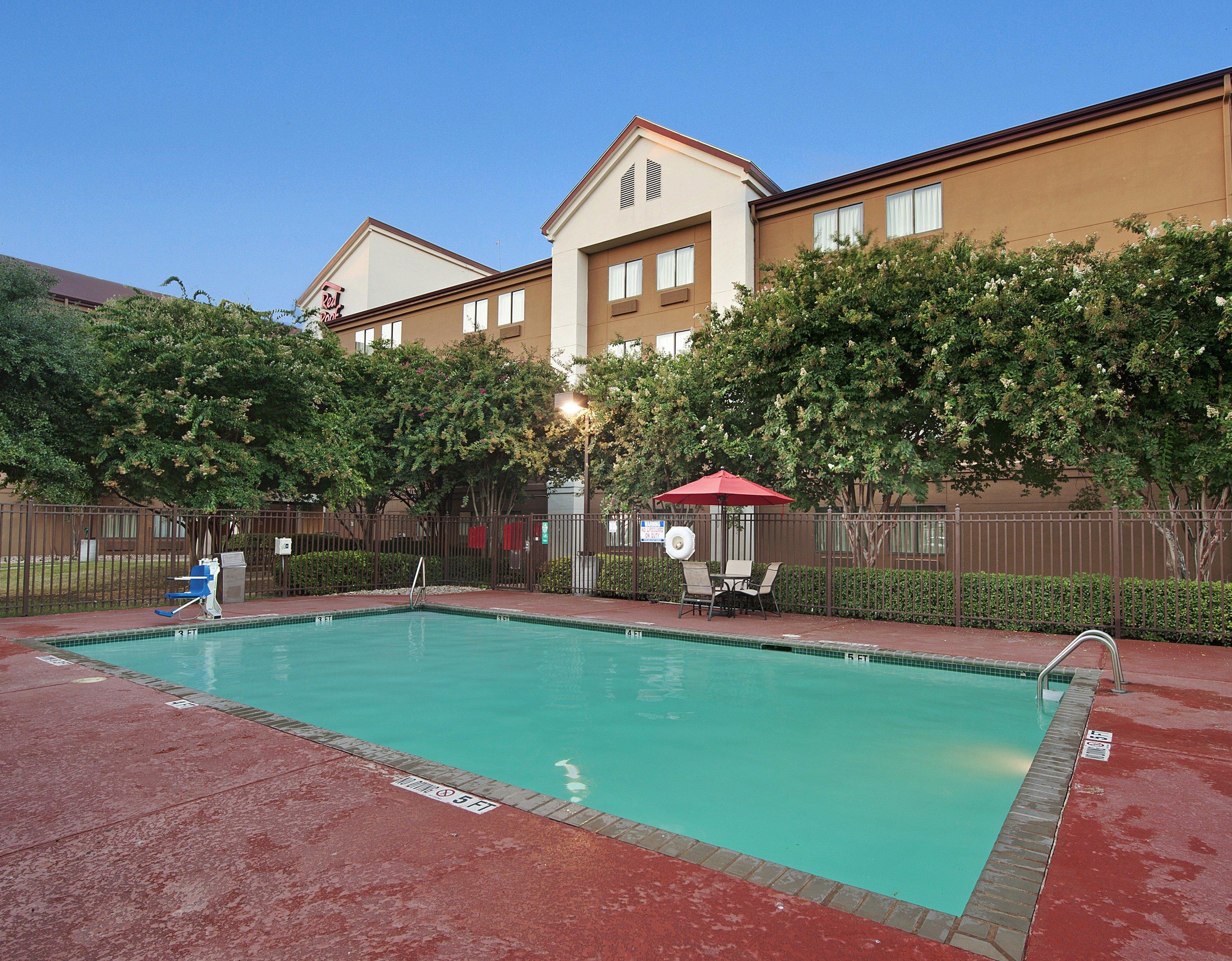 Red Roof Inn Plus+ Austin South Exterior foto